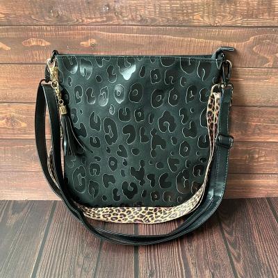 China New Fashion Black Leopard Cell Phone Western Black Cross - Body Bag Purse With Tassel Vegan Leather Key Bag Chain Purse With Leopard Strap for sale