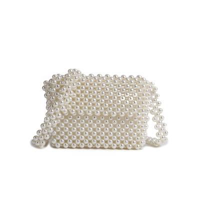 China Lady Wholesale Handmade Pearlescent Beaded Small Handbag Evening Pearl Clutch Bag for sale