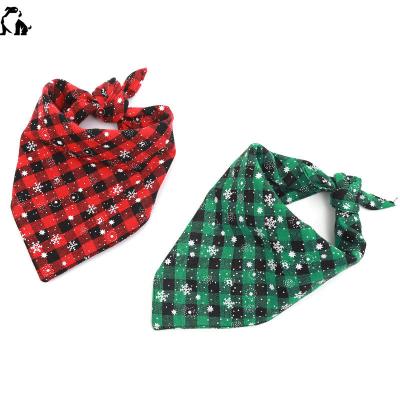 China Sustainable HANDOU Dog Christmas Gifts Triangle Scarf Christmas Snow Design Dog Bandana Customized for sale