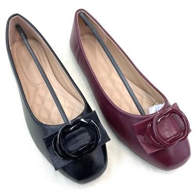 China 2021 Women's Flat Wholesale Luxury Fashion Factory OEM and ODM for Ladies Daily Walking Outdoor Stylish Flat Shoes for sale