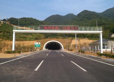 China P16 SMD LED Variable Message Signs , RGB High Way Dynamic Message Sign for sale