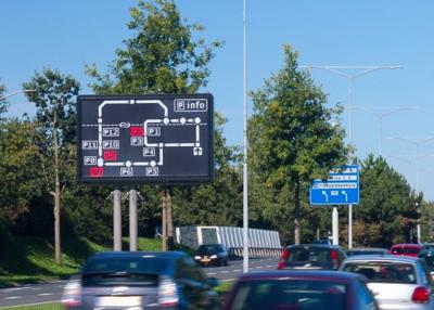 China Sinais dinâmicos sem fio da mensagem, quadros de mensagens Ekran da estrada de Digitas à venda