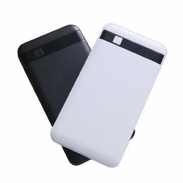 China Rechargeable 8000mAh Li-polymer Portable Mobile Power Bank with LCD Screen for sale