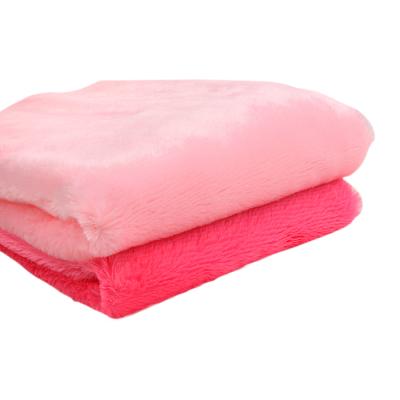 China 15mm Long High Quality Pile Size Tear-Resistant 100% Polyester Knitted Fabric Faux Fur Fabric for sale