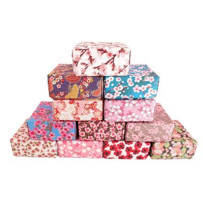 China Recyclable Customize 12 Pack Small Triangle Paper Boxes Gift Wrap Idea For Jewelry, Candy, Gift Custom Logo for sale