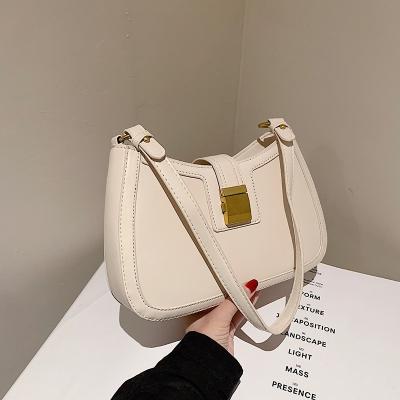 China Lady Fashion Women Purse and Handbags 2022 Retro Small Square Spring Bag Women Purses for sale