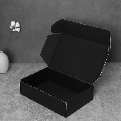 China Empty Large Black Magnetic Logo Recyclable Cardboard Paper Box Custom Mailing Caixas De Papel Gift Boxes Clothes Folding Cardboard Cajas for sale