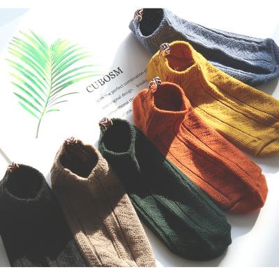 China 9 Colors Antibacterial Ethnic Women's Casual Squeeze Striped Thick Socks Woolen Unisex Soft Socks for sale