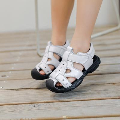 Κίνα Summer fashion sandals boys Baotou soft sole shoes non-slip wear-resistant Korean version medium and large children's beach shoe προς πώληση