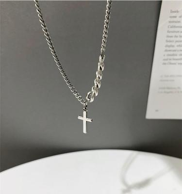 China Hip Hop Stainless Steel Casual/Sporty Short Cross Cuban Sweater Chain For Women Jewelry for sale