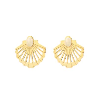 China New Casual/Sporty Stainless Steel Gold Plated Charm Fashion Shell Earrings For Women Wholesale Christmas Jewelry Gift for sale