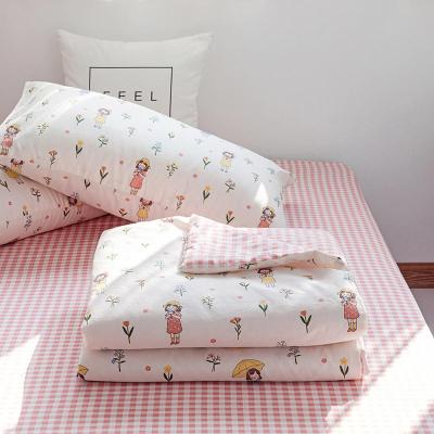 China Summer Home Tall Stock Quilting Polyester Microfiber Fabric High Quality Home Hotel Throw Customized 100% Cotton Comforters for sale