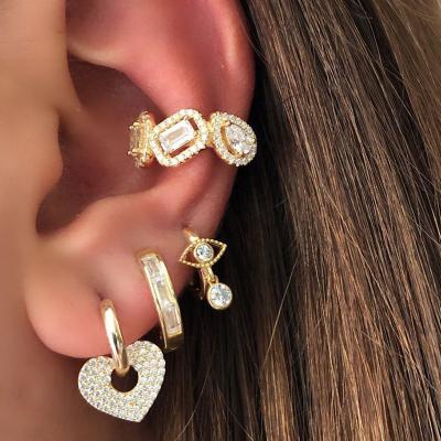 China Office / Career Trendy Luxury Jewelry For Women 18K Gold Plated White CZ Heart Drop Earrings for sale