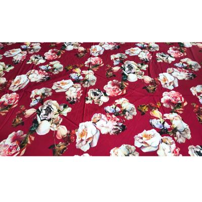 China Good quality 100d polyester 100d polyester print fabric wholesale metallic challis custom digital printed fabric with good price for sale