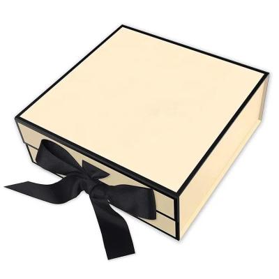 China Handmade Luxurious Custom Empty Cardboard Hair Extensions Wigs Satin Lined Gift Paper Packing Boxes for sale