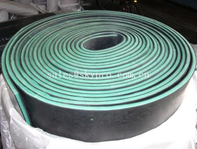 China Imprense macio de borracha de contorno preto-verde-preto e o desgaste - resistentes à venda