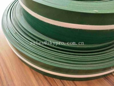 Cina Nastri trasportatori industriali di 1mm del nastro trasportatore antisdrucciolevole del PVC con il muro laterale della gonna in vendita