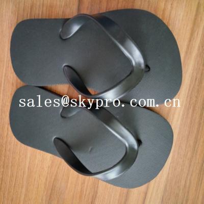 China Comfortable Black Plain Flip Flops / Sandals Wear resistant Summer Beach Slippers for sale