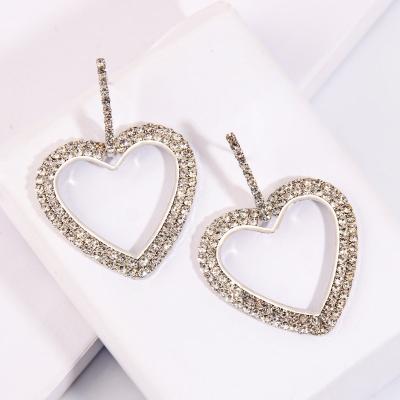 China CLASSIQUE 2021 New Design Korean Luxury Fashion Full Crystal Rhinestone Heart Drop Earrings Shiny Hypoallergenic For Girls Women Jewelry for sale