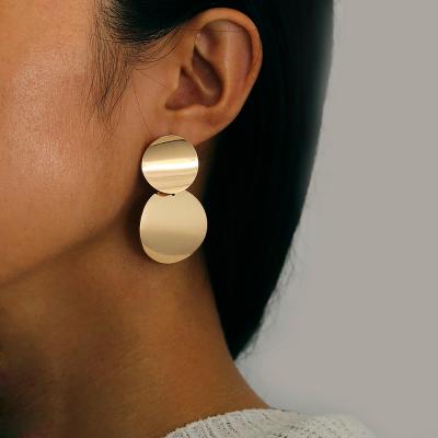 China Vintage CLASSIC Earrings Fashion Statement Big Geometric Gold Metal Drop Earrings For Women for sale