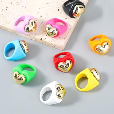 China Clear Finger Ring Love Heart Shaped Resin Ring Chunky Candy Color Wholesale Resin Ring CLASSIC for sale