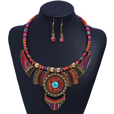 China 2021 FASHIONABLE National Style Resin Necklace Ceramic Jewelry Sets FashionJewelry Two Piece Sets for sale