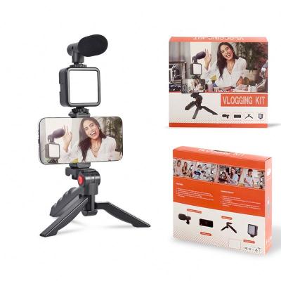 China Handheld Tripod LED Mini Fill Light Microphone Vlogging Microphone Phone Kit for sale