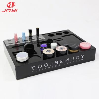 中国 Custom Cosmetic Display Stand / Cosmetic Rack Display Acrylic / Cosmetic Product Display Stands 販売のため