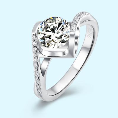 China Queen's moissanite s925 white gold wedding proposal diamond ring one carat 14K wholesale women CLASSIC jewelry for sale