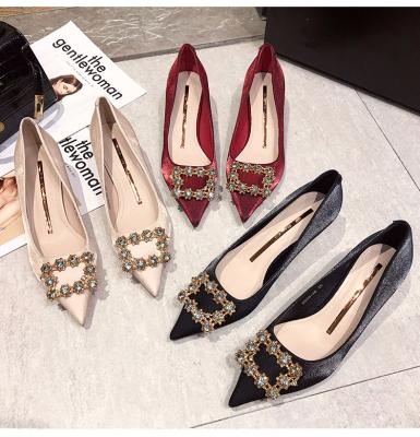 China 2021 Hot Drop Women Lady Mid Heel Breathable Metal Rhinestones Pointed Red Square Buckle High Heels Elegant Bridal Wedding Shoes For Women for sale