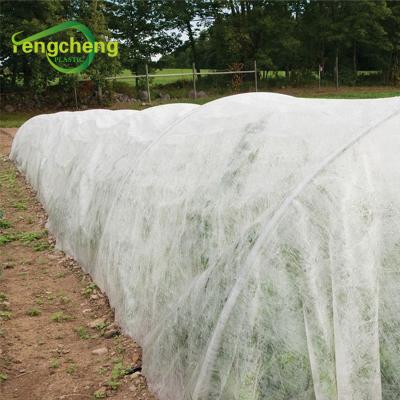 China Non-woven Agriculture Fabric Landscape PP Nonwoven Fabric Plant Blanket Anti-UV Mulching Film For Agriculture for sale