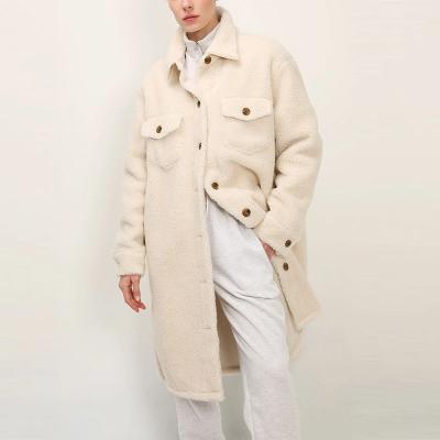 China QUICK DRY Women's Loose Fit Winter Teddy Coat Fashion Oversized Coat in White with Chest Pockets for sale