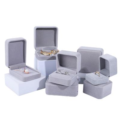 China High Quality Custom Gray Luxury Custom Hanhong Velvet Jewelry Package Jewelry Necklace Ring Packaging Gift Box Soft Velvet Storage Box for sale