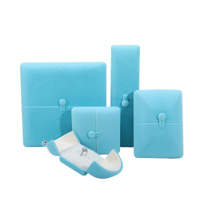 China Luxury Custom Soft Velvet Wholesale Soft Velvet Gift Box Hanhong Jewelry Package Jewelry Package Storage Box Cyan Jewelry Box for sale