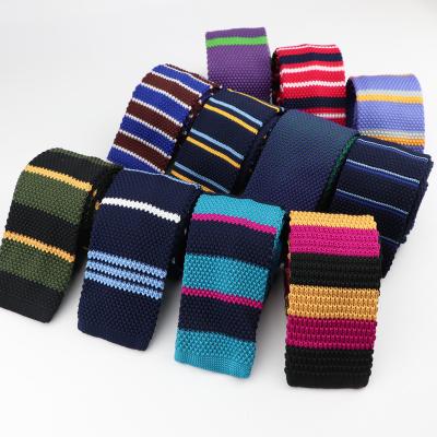 China Fashion 5.5cm Striped Width Men's Leisure Knitted Narrow Slim Ties Neck Tie For Men's Skinny Woven Designer Cravat Knit Necktie for sale