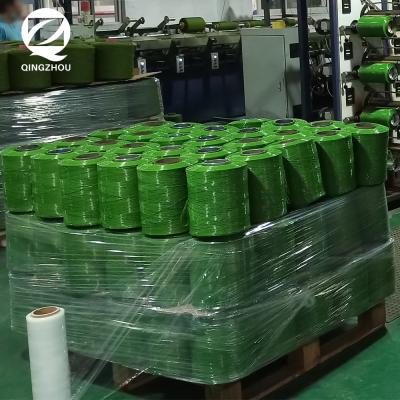 China QINGZHOU China Manufacturer Durable PE Material Wear Proof Yarn Artificial Grass Combo Yarn for sale