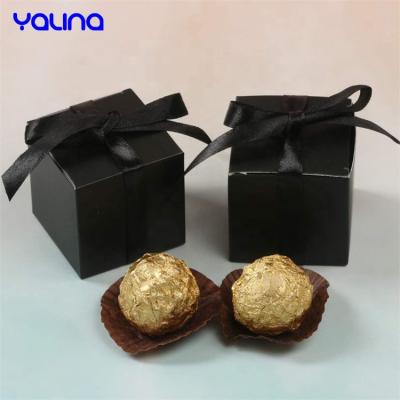 China Recycled Materials Christmas Gift Printed Logo Chocolate Boxes Packaging Sweet Candy Packaging Boxes Wedding for sale