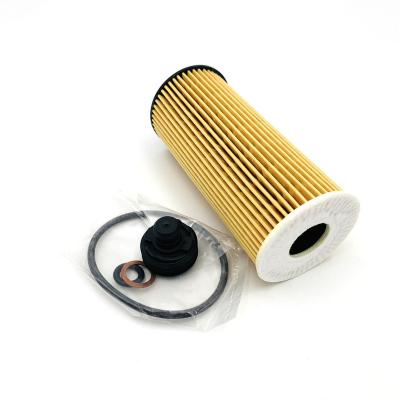 China Filtering Efficiency Support Automotive Customization High Density Oil Filter Element OEM Oil Filter 11428570590 for sale