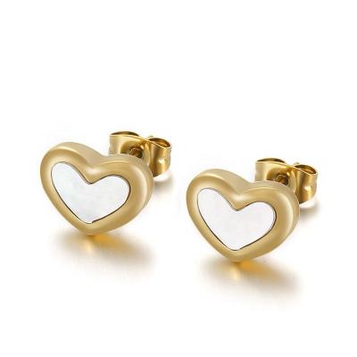 China Wholesale Fashion Stainless Steel Stud Earrings Jewelry 18K Gold Heart Stud Earrings For Women for sale