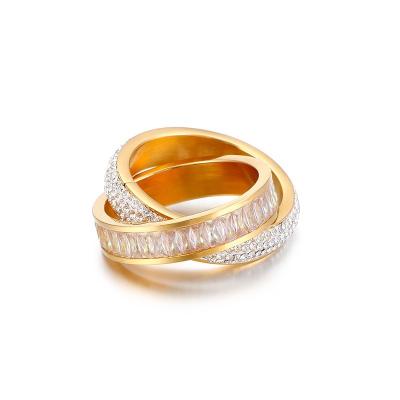 China Romantic Crystal 18K Gold Fine Stainless Steel Waterproof Rings Engagement Luxury Wedding Couple Rings for sale