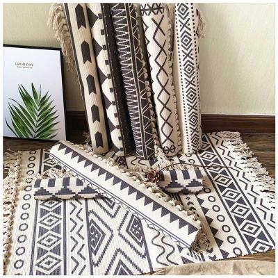 China Hot Selling Home Decoration Hand Washable - Geometric Woven Canvas Floor Mat Living Room Rug Tassel Bohemian Cotton Area Rug for sale