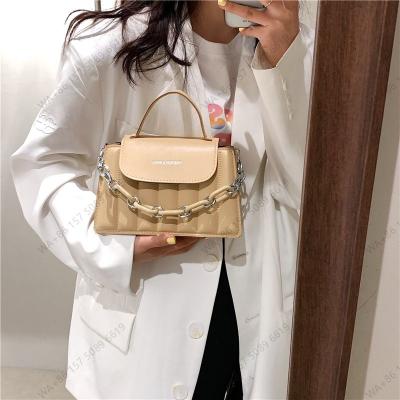 China New Fashion Women's Bags Girl's Cross - Body Women's Handbags Ladies Chain Decorative Cross - Small Body Square Bag for sale