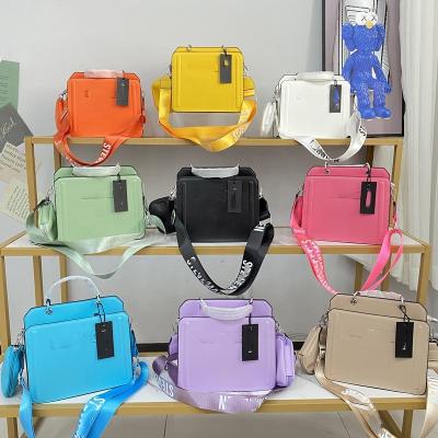 China Hot Selling Tote Bag Designer Handbags Famous Women's Handbags Ladies Purses and Handbags Hot Selling High Quality Brands Women's Handbags for sale