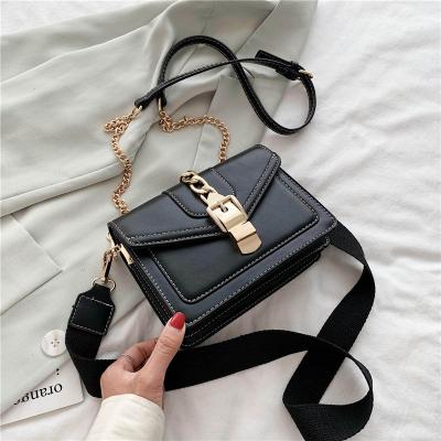 China Famous Brands Wholesale Designer Luxury Handbags Women's Fashion Handbags Small Folded Shoulder Ladies Bag for sale