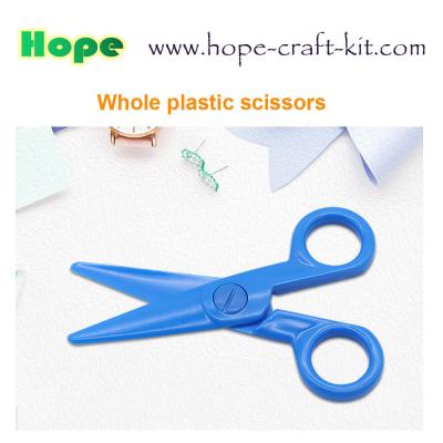 China Whole Plastic Small Scissors Safe Colorful Hobbies DIY Material Tools for Kids Toddlers Teachers Preschool Hand-craft for sale