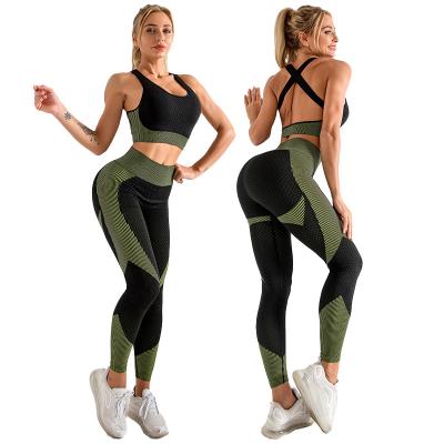 China Breathable Customization Workout Wear Seamless Sports Wear For Women Fitness Ropa Deportiva Yoga Two Piece Set for sale