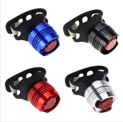 China Aluminum Alloy Shell HI-MAX Aluminum Alloy Shell Red Light Rear Bike Light 5 Lumens Bike Tail Light with 2* CR2032 Button Battery en venta