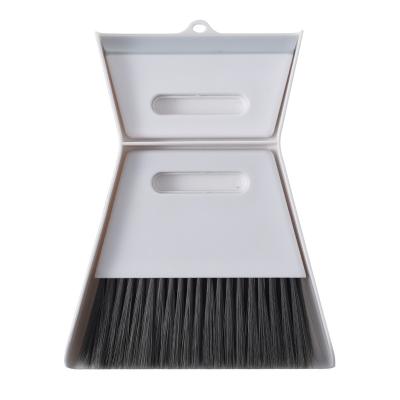 China YISHUA Sustainable Multifunctional Carpet Dust Cleaner Brush with Dustpan and Scraper Set for sale