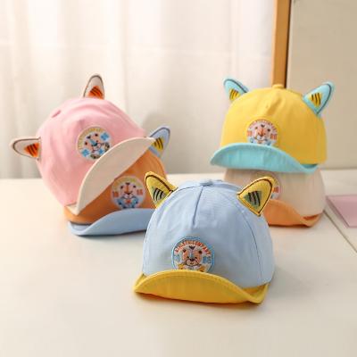 China Cute Dim Bear Hat Velcro Sunshade Sunscreen Male And Female Baby Sports Baseball Hat for sale