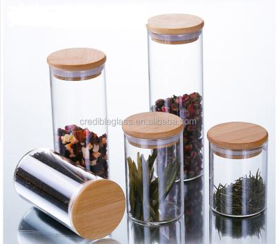 China 450ml/550ml/650ml/750ml Healthy Glass Jar Food Storage Jar Borosilicate Glass Jar With Bamboo Lid for sale